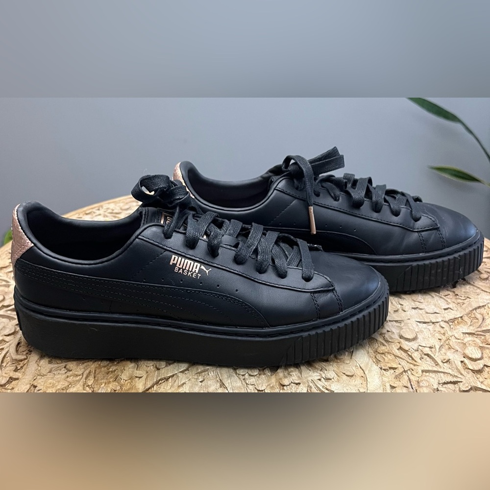 Puma Black and rose gold leather sneakers size women’s 8.5